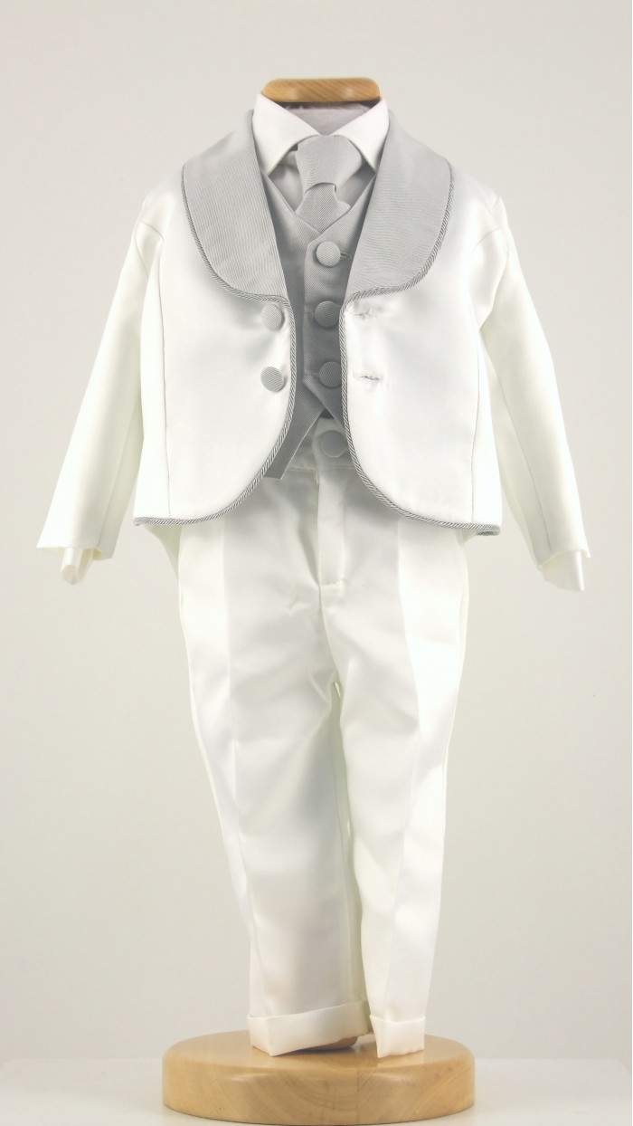 Hotel Kalinga Vestiti Battesimo Bimba Les Jolies Sconti Bolle Di