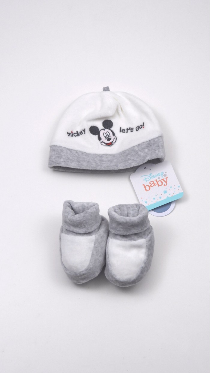 Disney Cap and Socks Newborn Set WH08042
